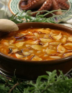 La Tierrina Asturian Faba...